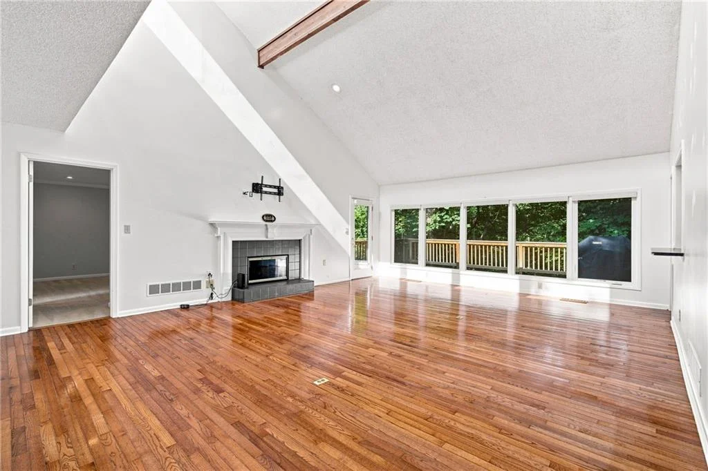 715 Lake Top Way, Roswell, GA, 30076