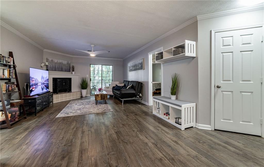 Lenox Villas - Residential