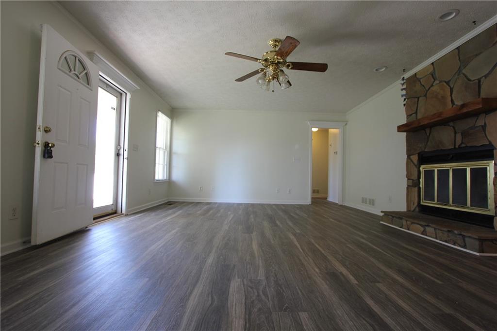 818 Springlake Road