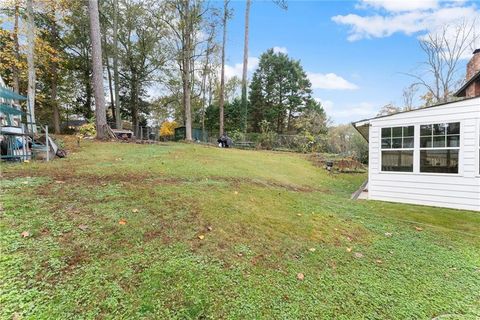 A home in Lilburn