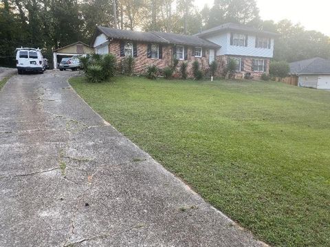 A home in Lilburn