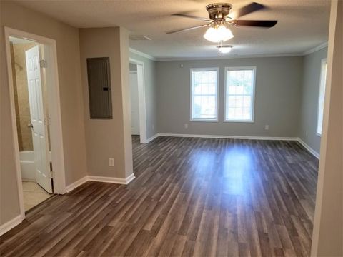 A home in Newnan
