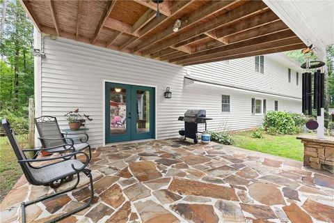 A home in Dawsonville