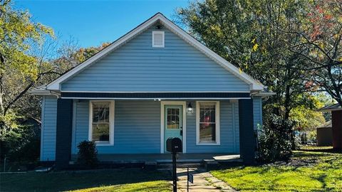 A home in Elberton