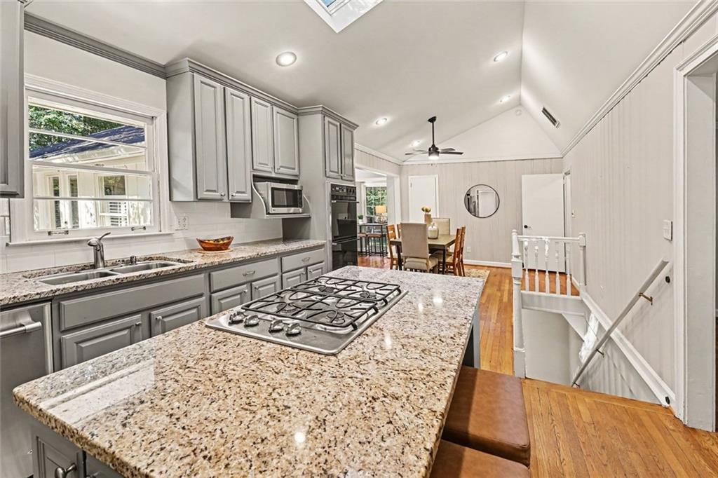 905 Homewood Court