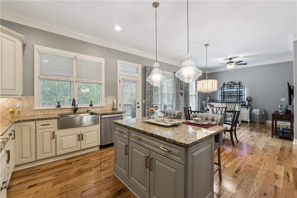 217 Trecastle Square