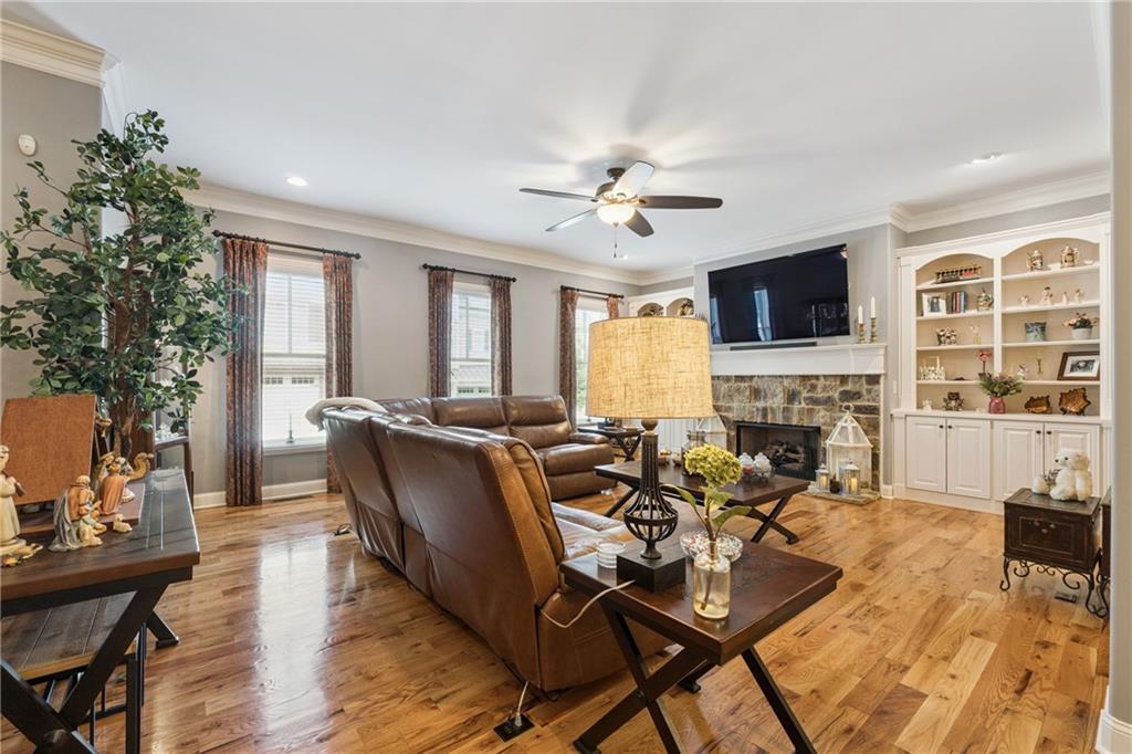 217 Trecastle Square