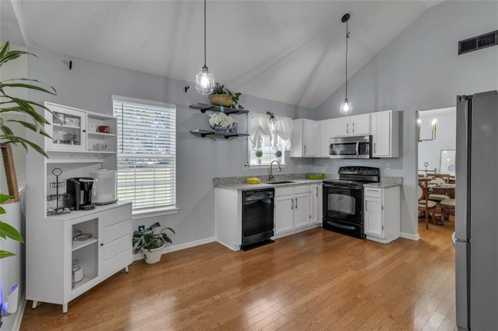 831 Kendall Park Drive, Winder, Georgia image 13