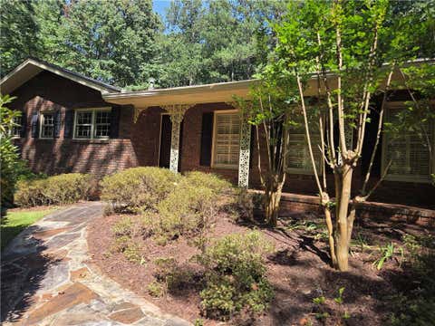 Homes For Sale - 65 Cook Lane<br/> Stockbridge, GA 30281