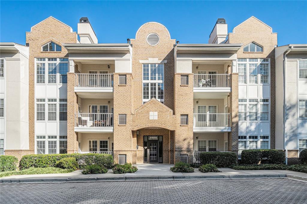 220 Renaissance Parkway NE 1212