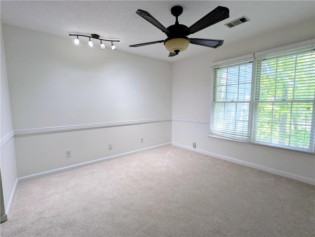 1409 Oakridge Circle, Decatur, Georgia image 11