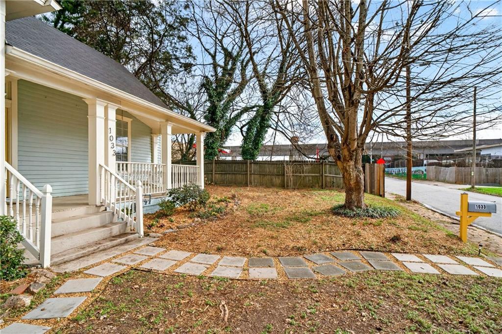 1033 White Oak Avenue SW