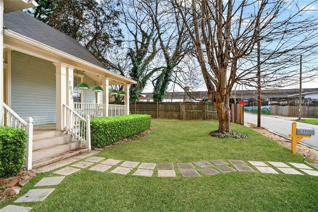 1033 White Oak Avenue SW