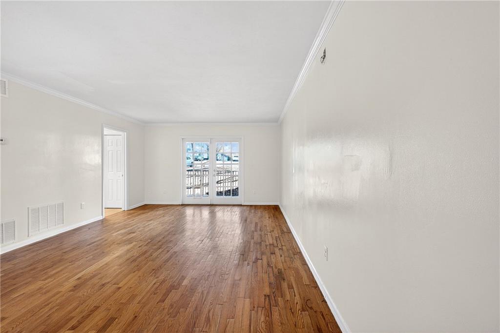 1150 Collier Road NW K9