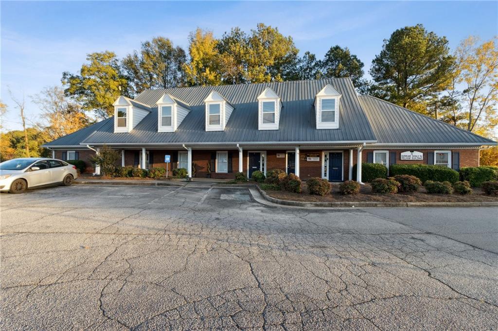 5 Hurricane Shoals Road NE