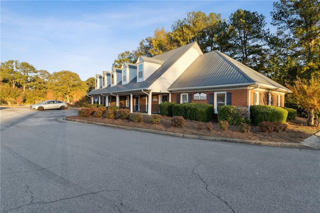 5 Hurricane Shoals Road NE