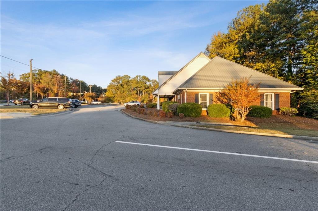 5 Hurricane Shoals Road NE