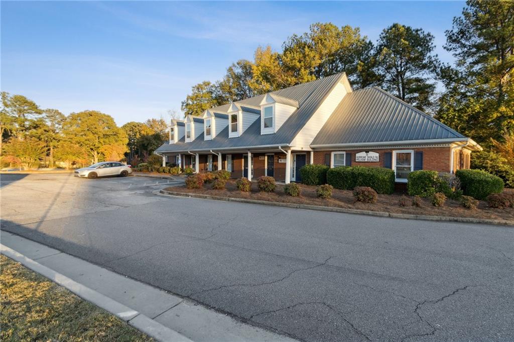 5 Hurricane Shoals Road NE