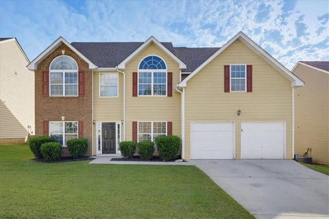 Homes For Sale - 4117 Eldon Drive<br/> Fairburn, GA 30213
