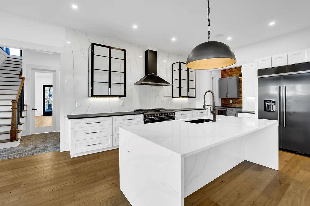 5525 Hubbard Town Road