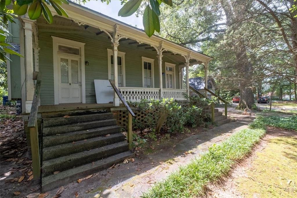 955 Rogers Street