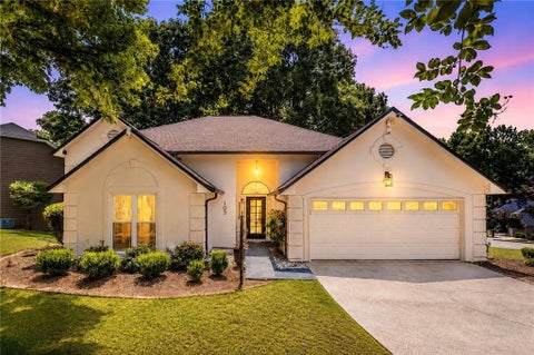 Homes For Sale - 105 River Terrace Point<br/> Roswell, GA 30076