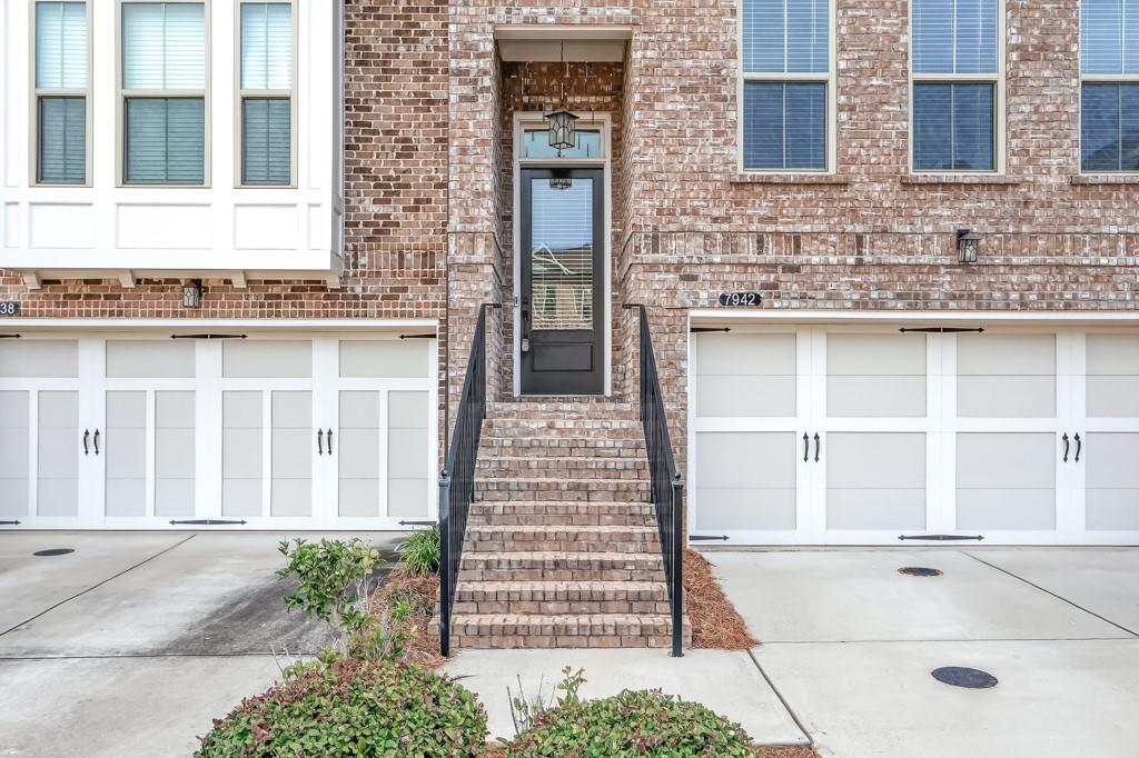 7942 Laurel Creek Drive