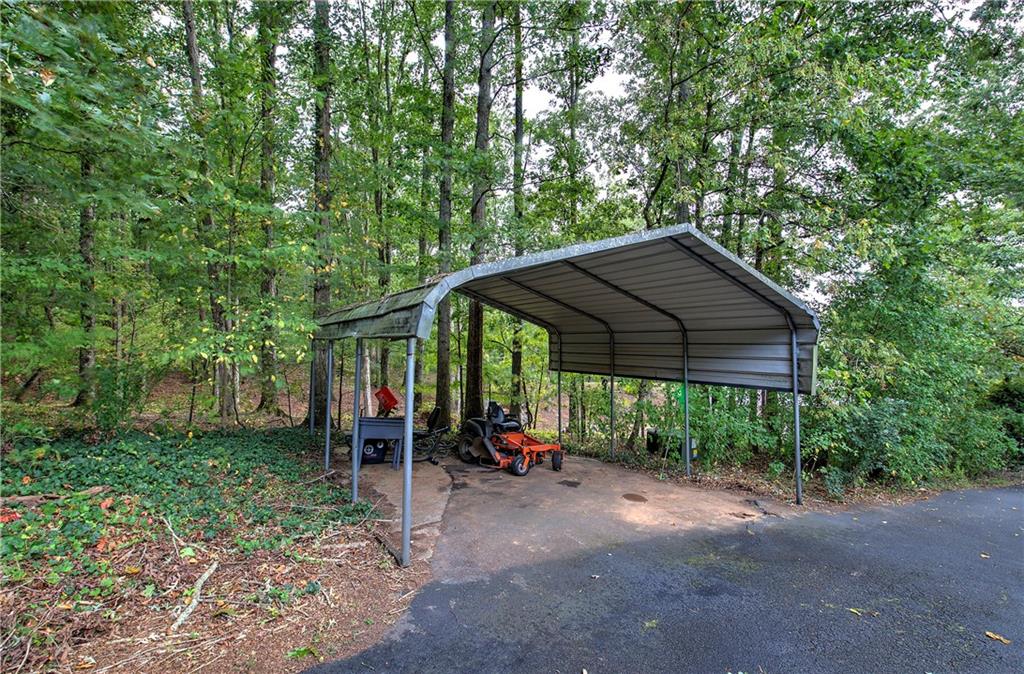 65 Gaddis Road NW