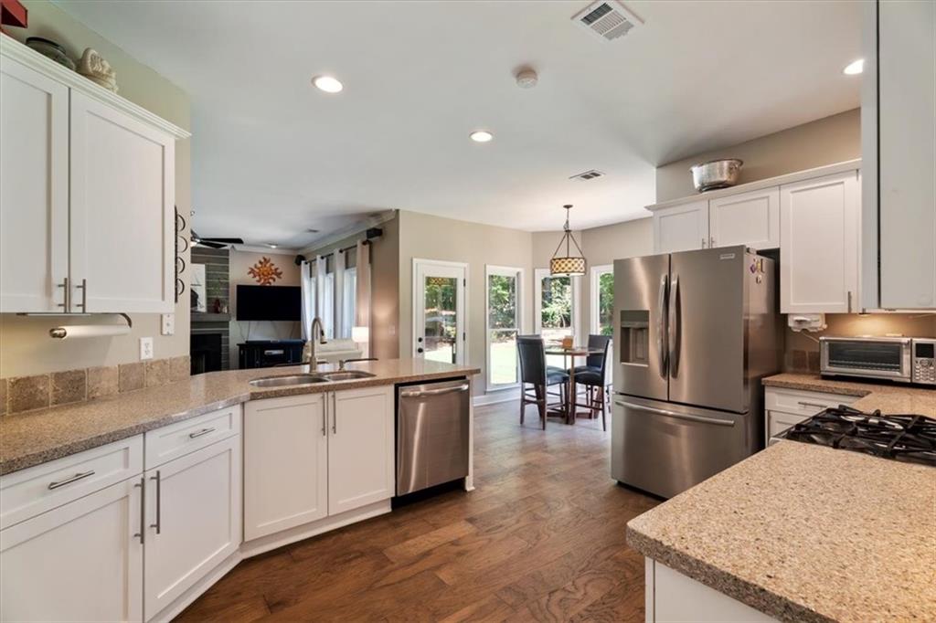 2715 Ivey Crossing Trail