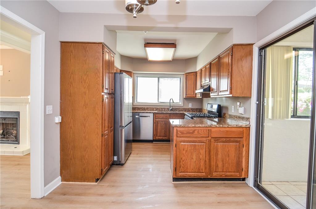 407 Coleraine, Smyrna, Georgia image 12