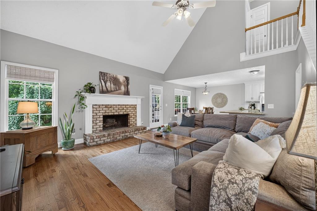 946 Golden Meadows Lane