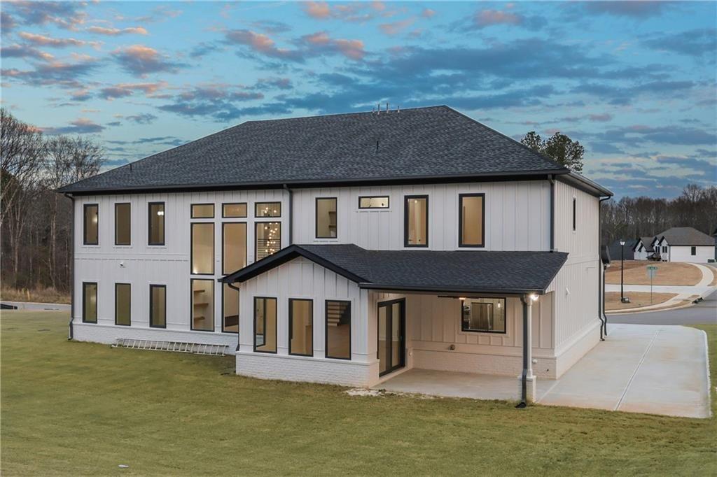 93 Rocky Ridge Way