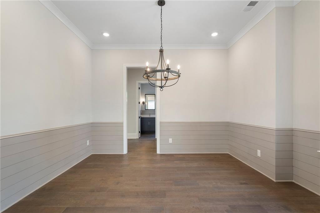 912 Sunny Meadows Lane