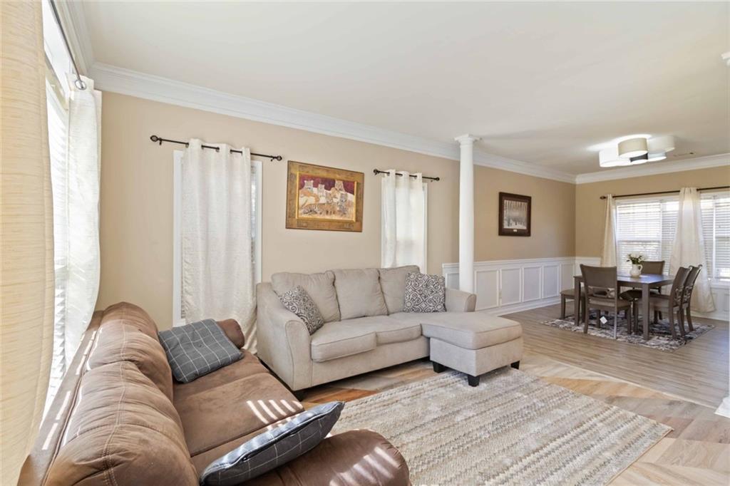 2387 Shady Maple Trail