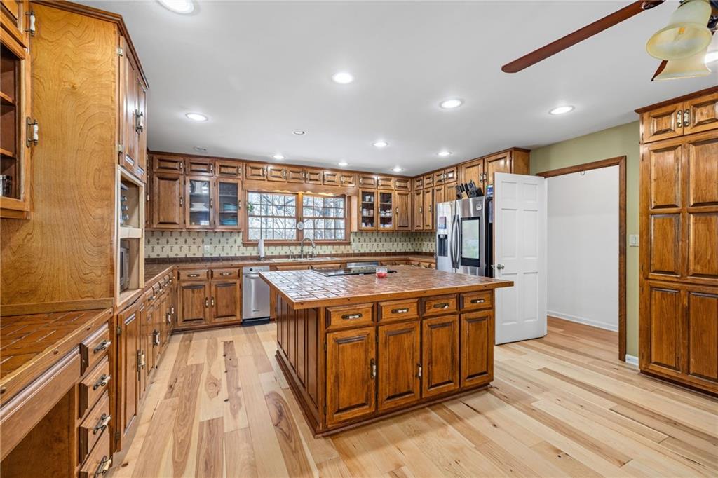 294 Hillcrest Heights