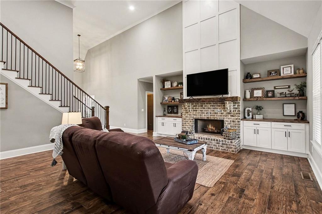 4736 Cardinal Ridge Way