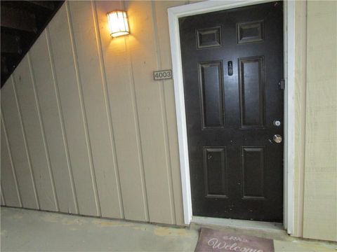 Condo For Rent - 4003 Wingate Way<br/> Sandy Springs, GA 30350