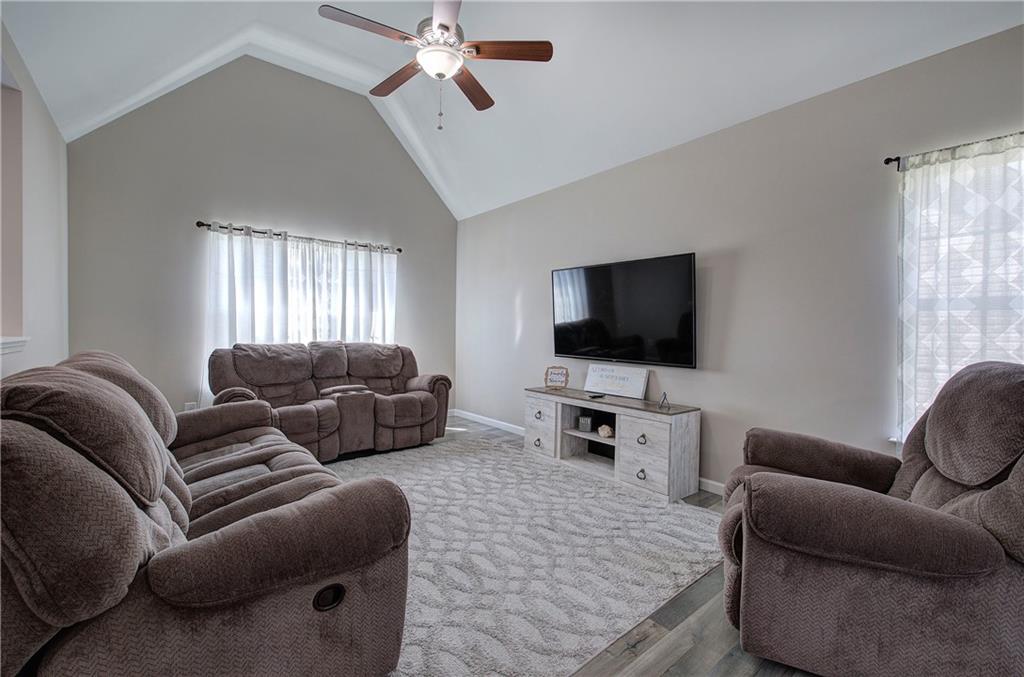 230 Louise Lane, Calhoun, Georgia image 5