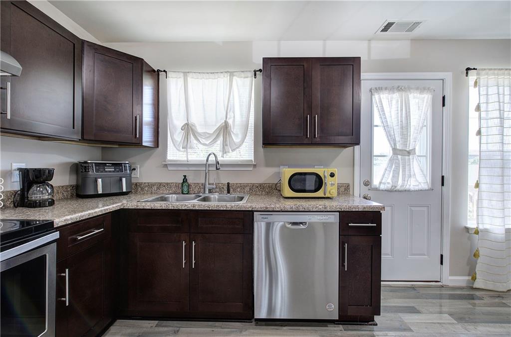 230 Louise Lane, Calhoun, Georgia image 10