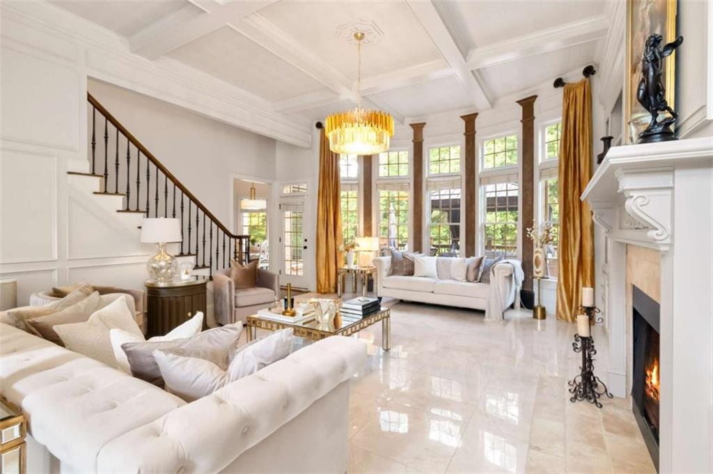 2230 Cambridge hill Court