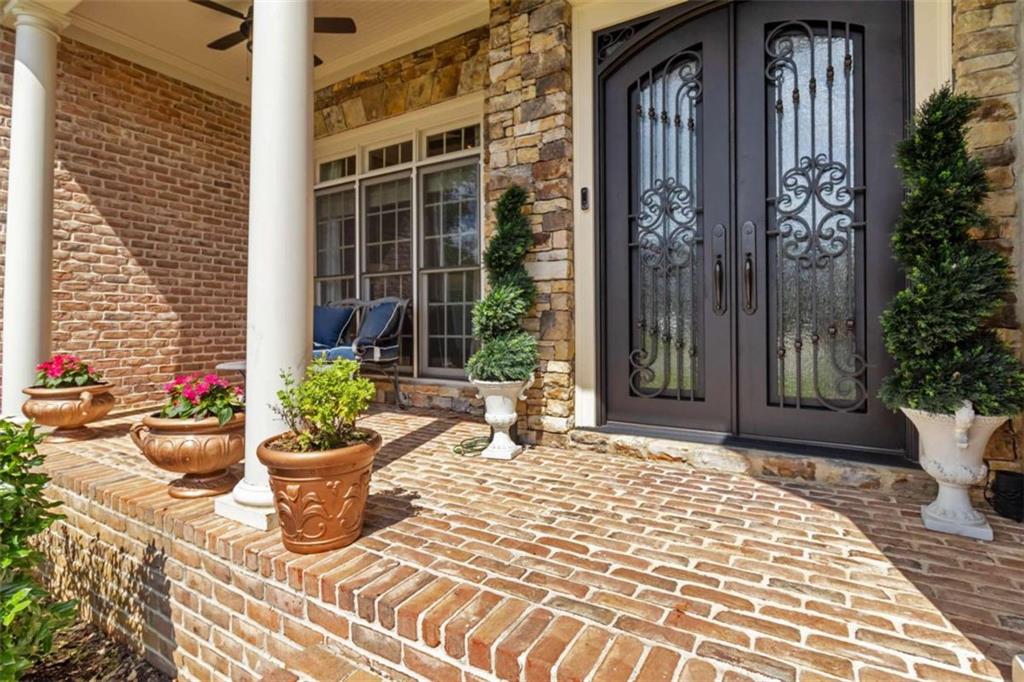 2230 Cambridge hill Court