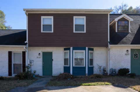 Townhouse For Sale - 8668 Ashley Way<br/> Douglasville, GA 30134