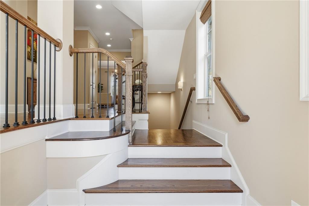 2085 Bellrick Road NW