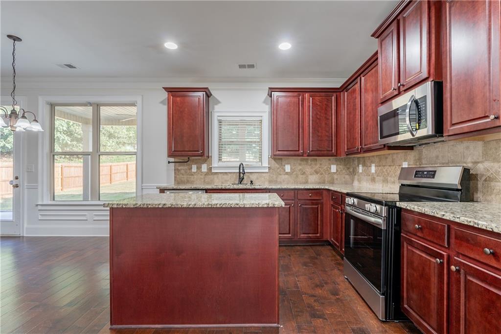 1337 Clarecastle Lane