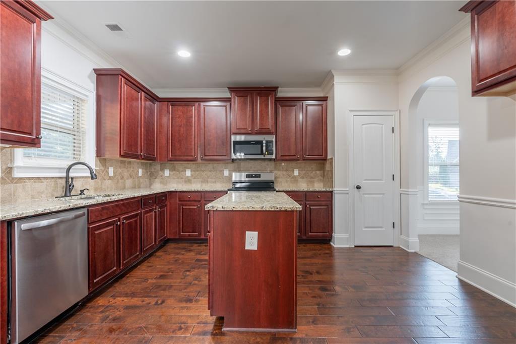 1337 Clarecastle Lane