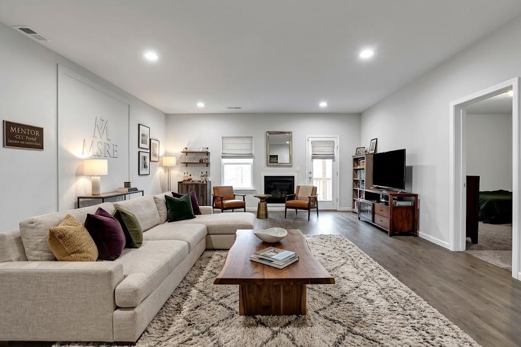 905 Habersham Court