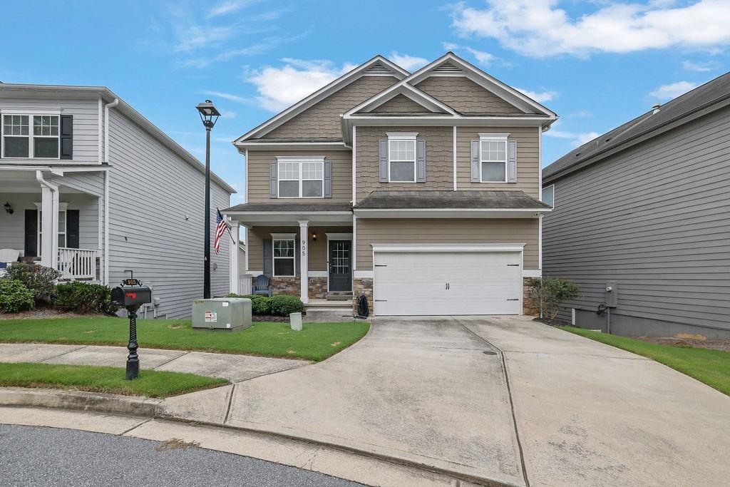 905 Habersham Court
