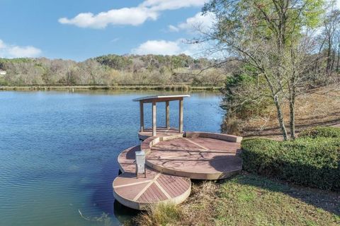 listing image 108