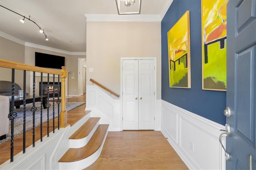 1764 Highlands View SE