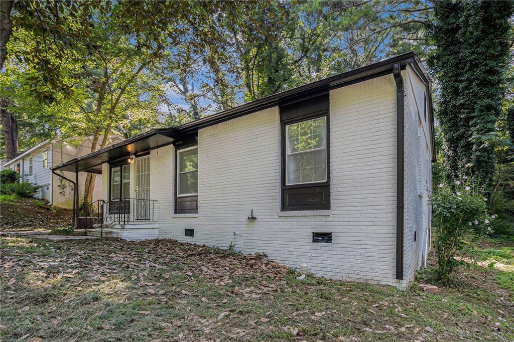 836 Bolton Road